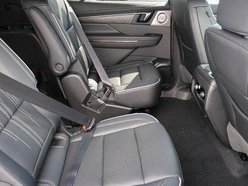 New 2026 Buick Enclave Avenir w/ Super Cruise Package image 12