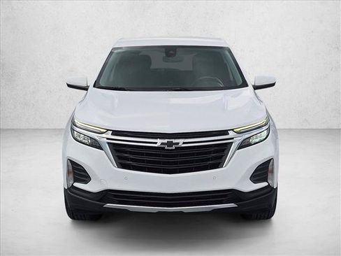 Used 2022 Chevrolet Equinox LT FWD image 2