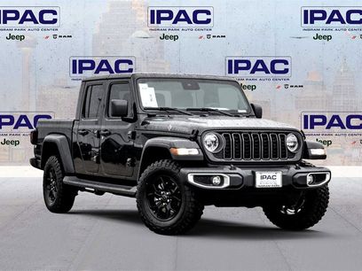 New 2025 Jeep Gladiator Sport
