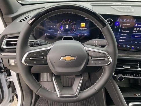 New 2026 Chevrolet Traverse High Country w/ LPO, Floor Liner Package FWD image 32