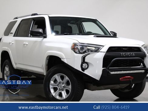 Used 2017 Toyota 4Runner TRD Pro image 1