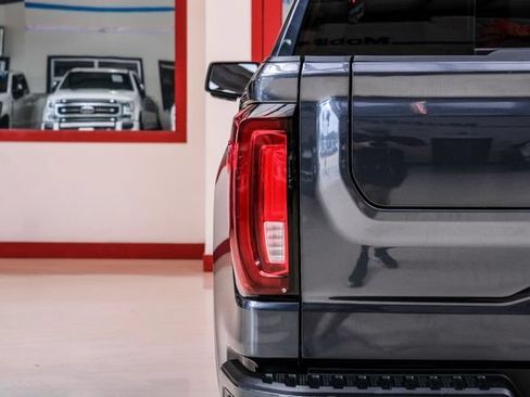 Used 2021 GMC Sierra 1500 AT4 w/ AT4 Value Package AWD/4WD image 55