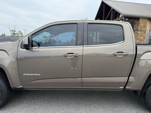Used 2016 GMC Canyon SLE w/ SLE Convenience Package RWD image 37