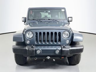Used 2016 Jeep Wrangler Unlimited Sahara AWD/4WD video 2