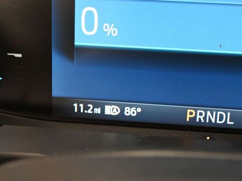 New 2025 Ford Escape SE image 24