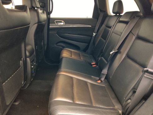 Used 2020 Jeep Grand Cherokee Limited AWD/4WD image 18