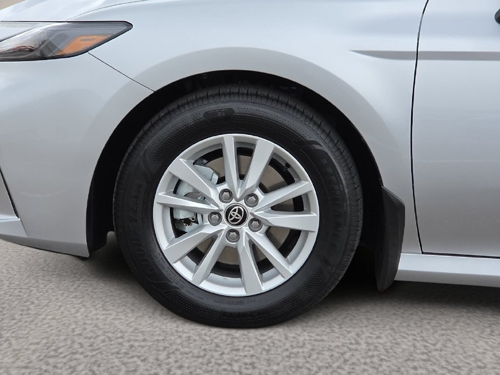 New 2026 Toyota Camry LE FWD image 9