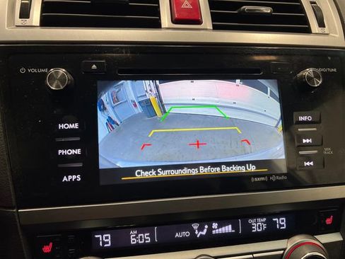 Used 2017 Subaru Outback 2.5i Premium image 14