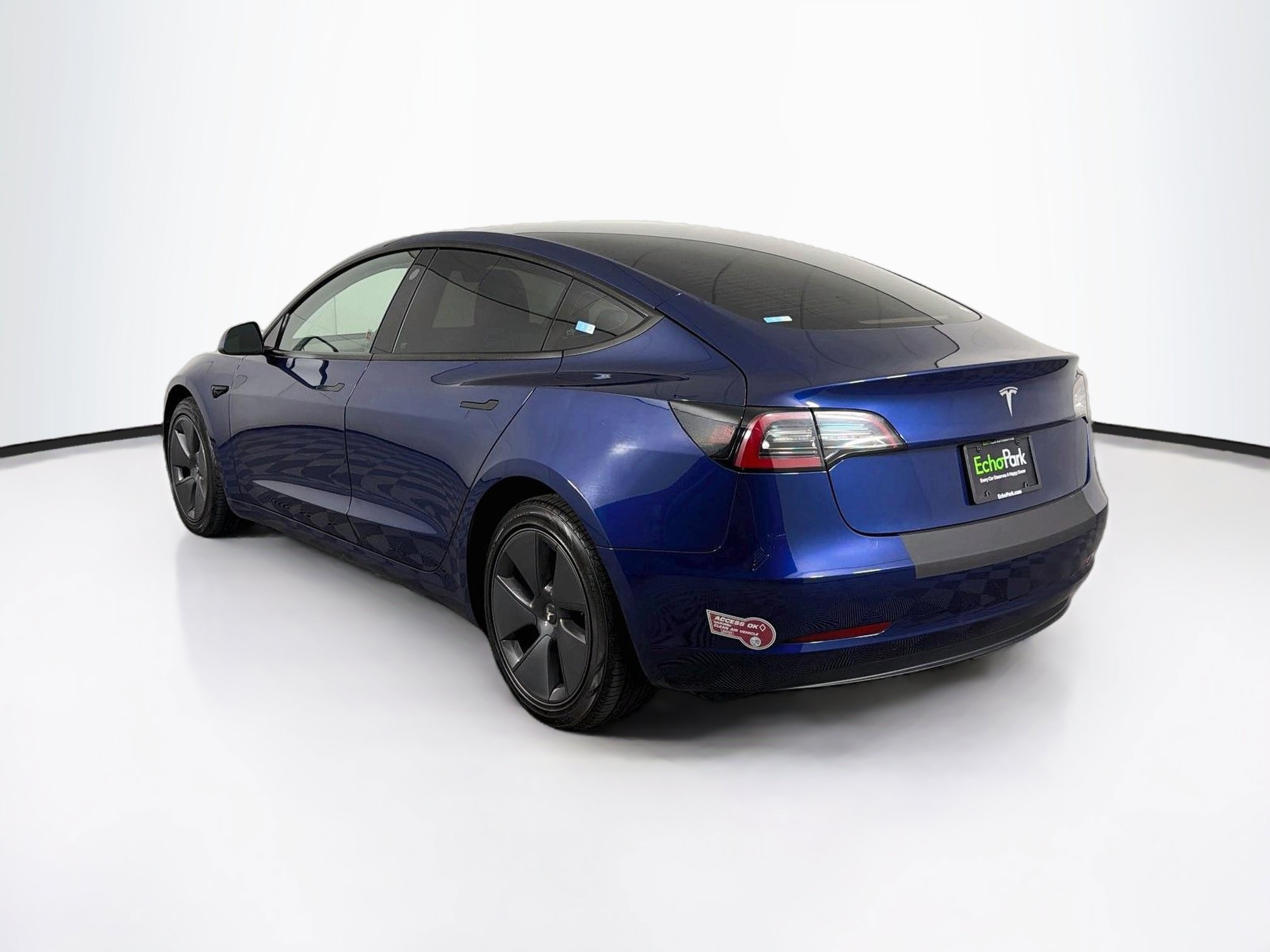 Used 2023 Tesla Model 3 Standard Range RWD image 5