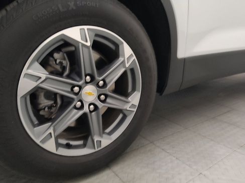 Used 2024 Chevrolet Blazer LT FWD image 31
