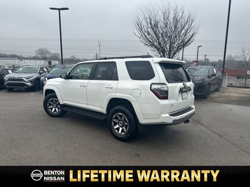 Used 2019 Toyota 4Runner TRD Off-Road image 6