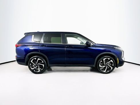 Used 2024 Mitsubishi Outlander SE image 10