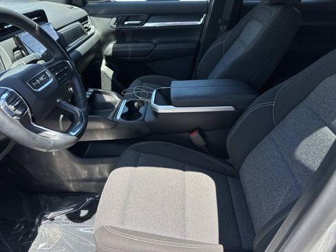 Used 2026 GMC Terrain Elevation FWD image 19