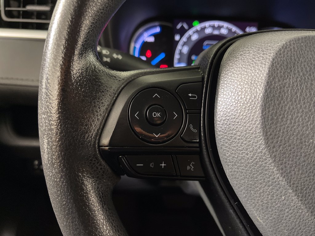 Certified 2023 Toyota RAV4 LE AWD/4WD image 26