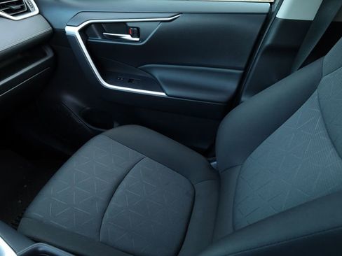 Used 2024 Toyota RAV4 XLE image 11