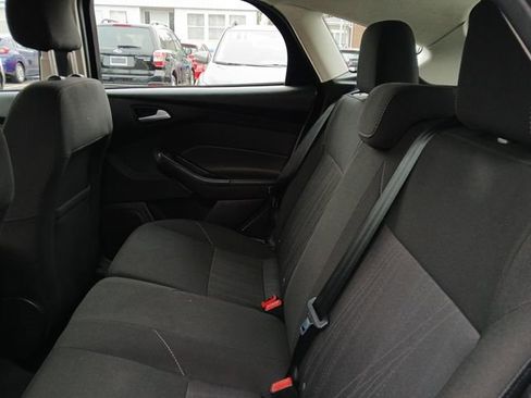 Used 2018 Ford Focus SE image 22