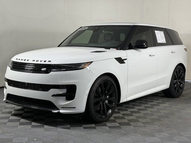 New 2026 Land Rover Range Rover Sport Dynamic SE AWD/4WD image 2