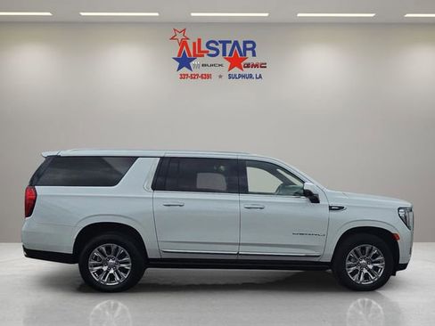 Used 2022 GMC Yukon XL Denali image 8