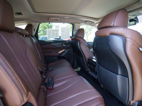 Certified 2024 Acura MDX SH-AWD w/ Advance Package image 42