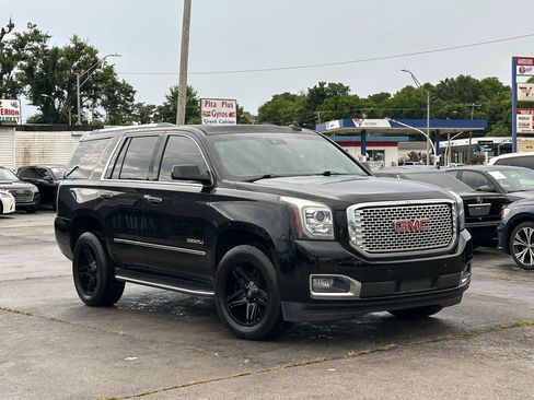 Used 2015 GMC Yukon Denali w/ Open Road Package AWD/4WD image 3