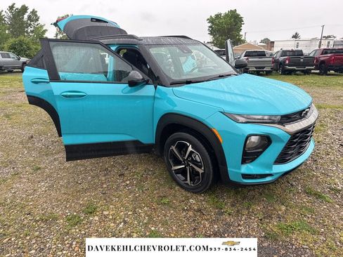 Used 2022 Chevrolet TrailBlazer RS w/ Sun and Liftgate Package AWD/4WD image 34