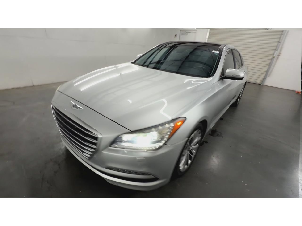 Used 2016 Hyundai Genesis 3.8 w/ Option Group 02 AWD/4WD image 4
