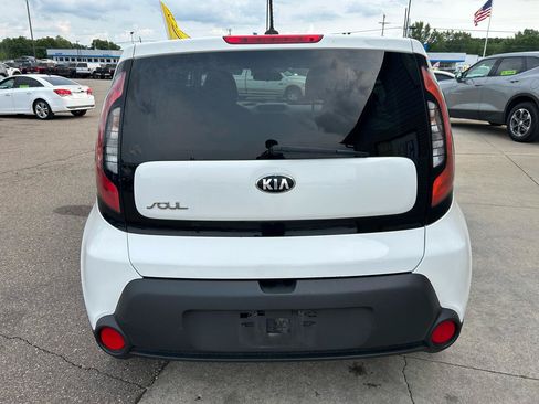 Used 2014 Kia Soul FWD image 6