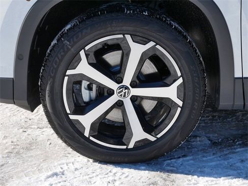 New 2026 Volkswagen Tiguan SE image 5