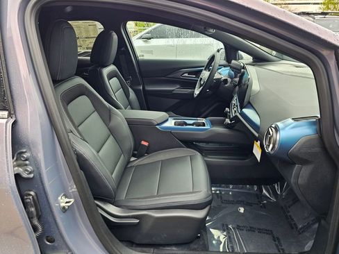 New 2026 Chevrolet Equinox EV LT FWD image 11