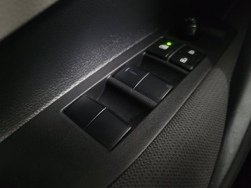 Used 2024 Toyota Corolla LE FWD image 27