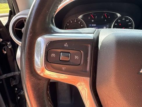 Used 2020 Chevrolet Blazer LT FWD image 28