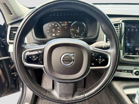 Used 2016 Volvo XC90 T8 Momentum w/ Vision Package AWD/4WD image 12