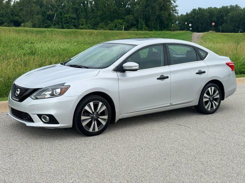 Used 2018 Nissan Sentra SL w/ Protection Package FWD image 13