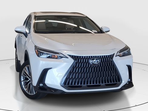 Used 2023 Lexus NX 350h AWD w/ Premium Package image 2