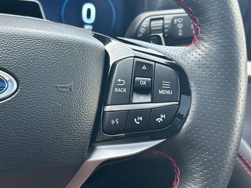 Used 2025 Ford Explorer ST AWD/4WD image 29