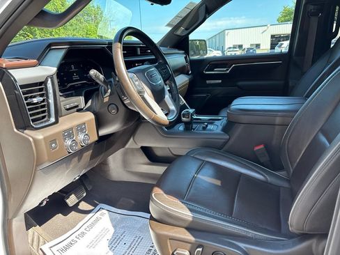 Used 2023 GMC Sierra 1500 Denali w/ Denali Reserve Package AWD/4WD image 19