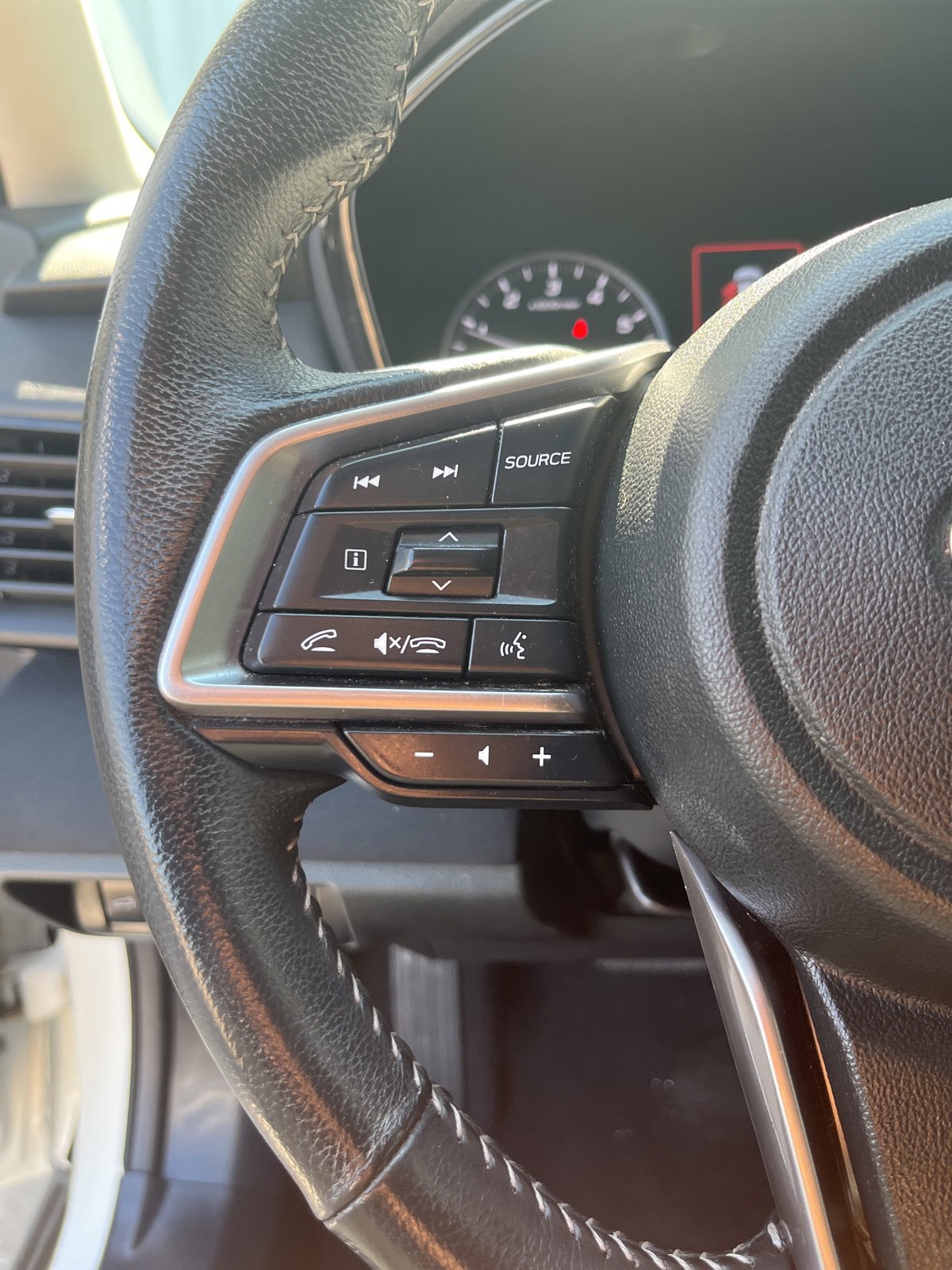 Used 2023 Subaru Outback Premium AWD/4WD image 21