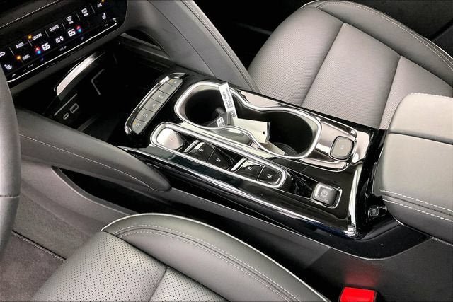 Certified 2023 Buick Envision Essence AWD/4WD image 15