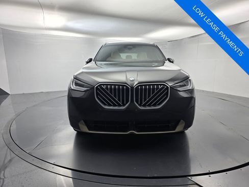 Used 2025 BMW X3 xDrive30i w/ Convenience Package AWD/4WD image 2