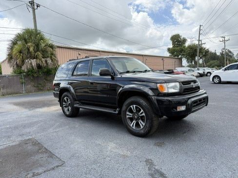 Used 2001 Toyota 4Runner SR5 w/ Sport Pkg AWD/4WD image 4