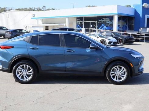 Certified 2024 Buick Envista Preferred w/ Convenience I Package image 6