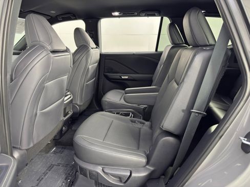 Used 2025 Lexus TX 500h AWD w/ Technology Package image 42