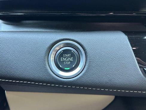 Used 2024 Cadillac Escalade ESV Premium Luxury w/ LPO, Floor Liner Package AWD/4WD image 35