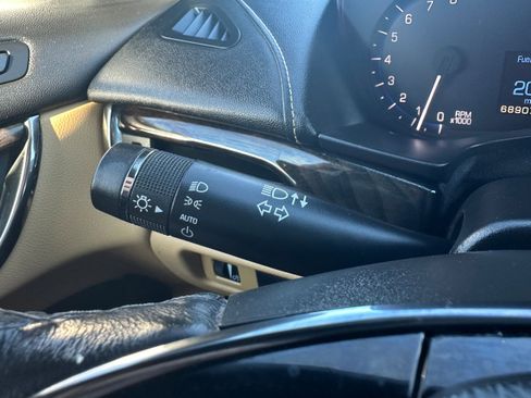 Used 2013 Cadillac ATS Luxury image 23