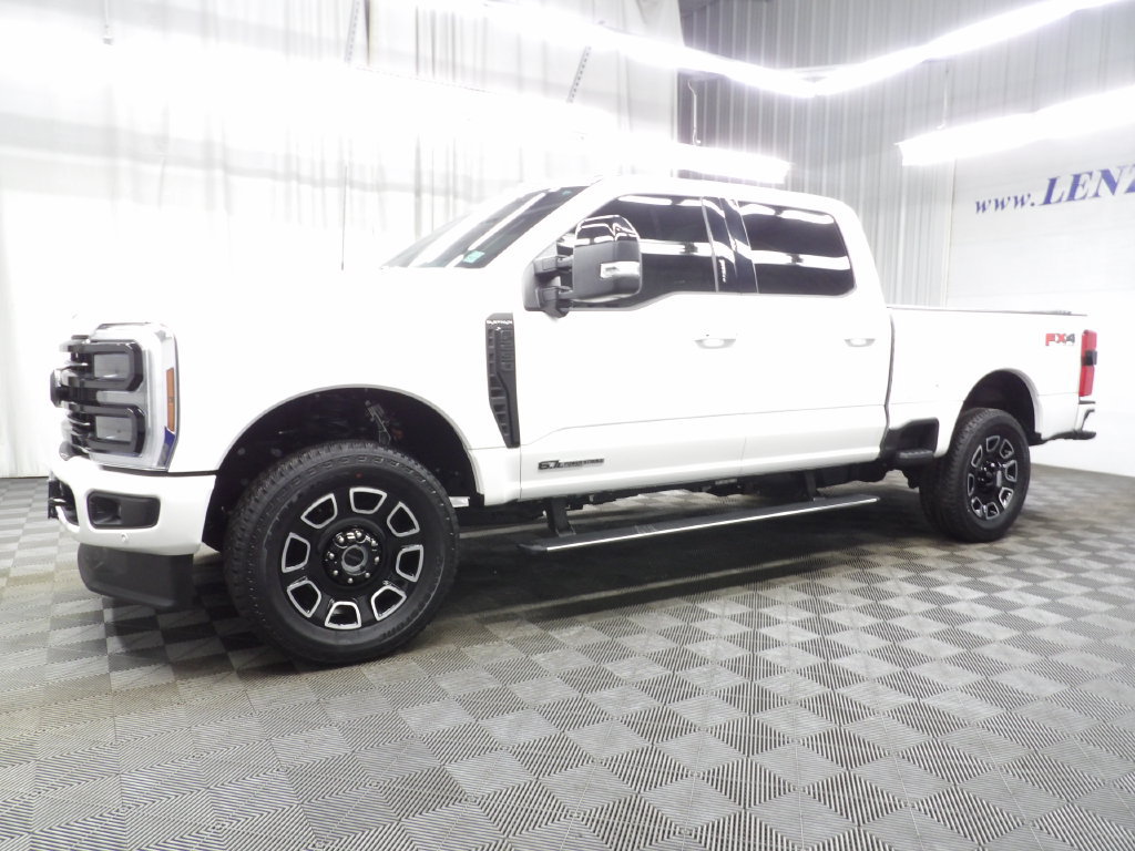 Used 2026 Ford F250 Platinum AWD/4WD image 9