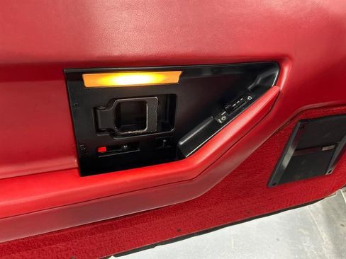 Used 1989 Chevrolet Corvette Convertible image 12