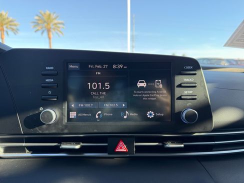 Certified 2025 Hyundai Elantra SE w/ Cargo Package image 12