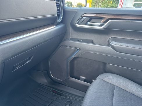 Used 2023 Chevrolet Silverado 1500 LT image 42