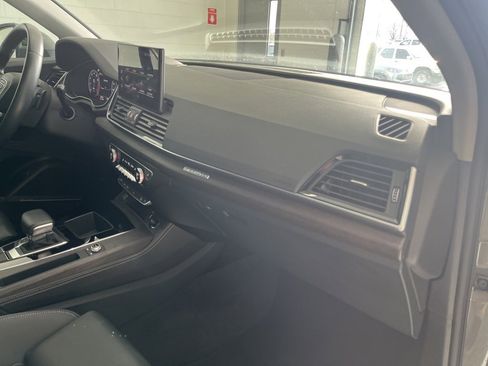 Used 2024 Audi Q5 2.0T Premium Plus image 38