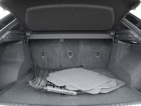 Used 2020 Audi Q3 2.0T Prestige w/ Prestige Package image 23